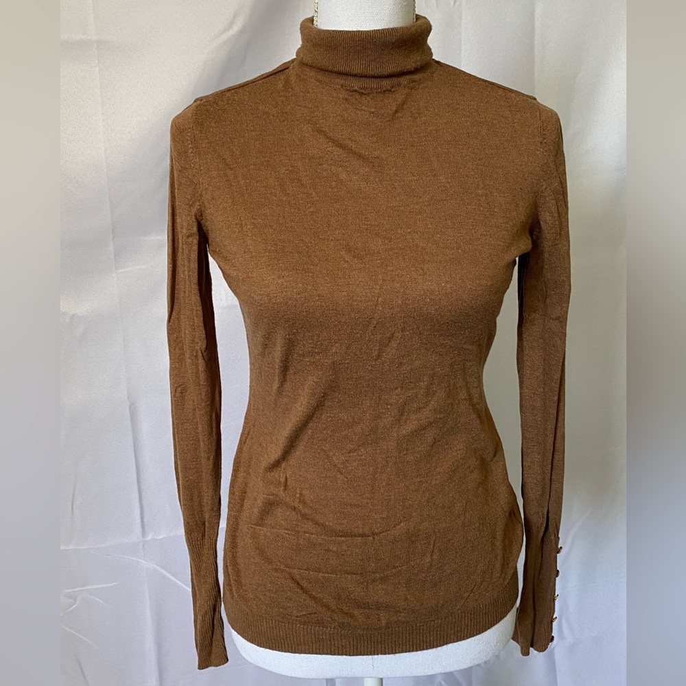 H&M brown turtleneck
